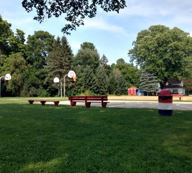 Perrine Park (Hanover,&nbspMI)